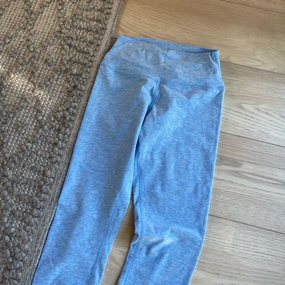 7/8 High Waist Alo Soft Leggings - Cloud - Picture 5 of 5